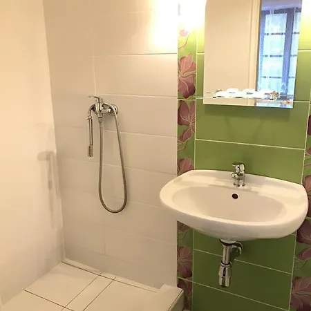 Konukevi Oaza 4*